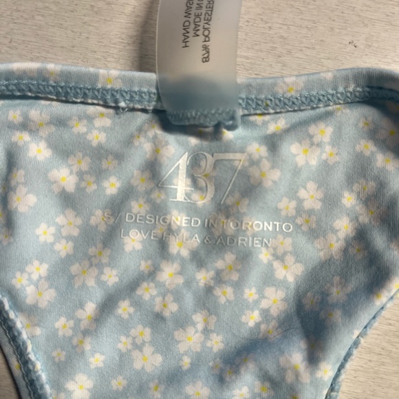 COPY - 437 Swim! - Picture 3 of 3